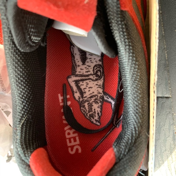New Servants Dagon Skater Shoes Collectible - Picture 4 of 8